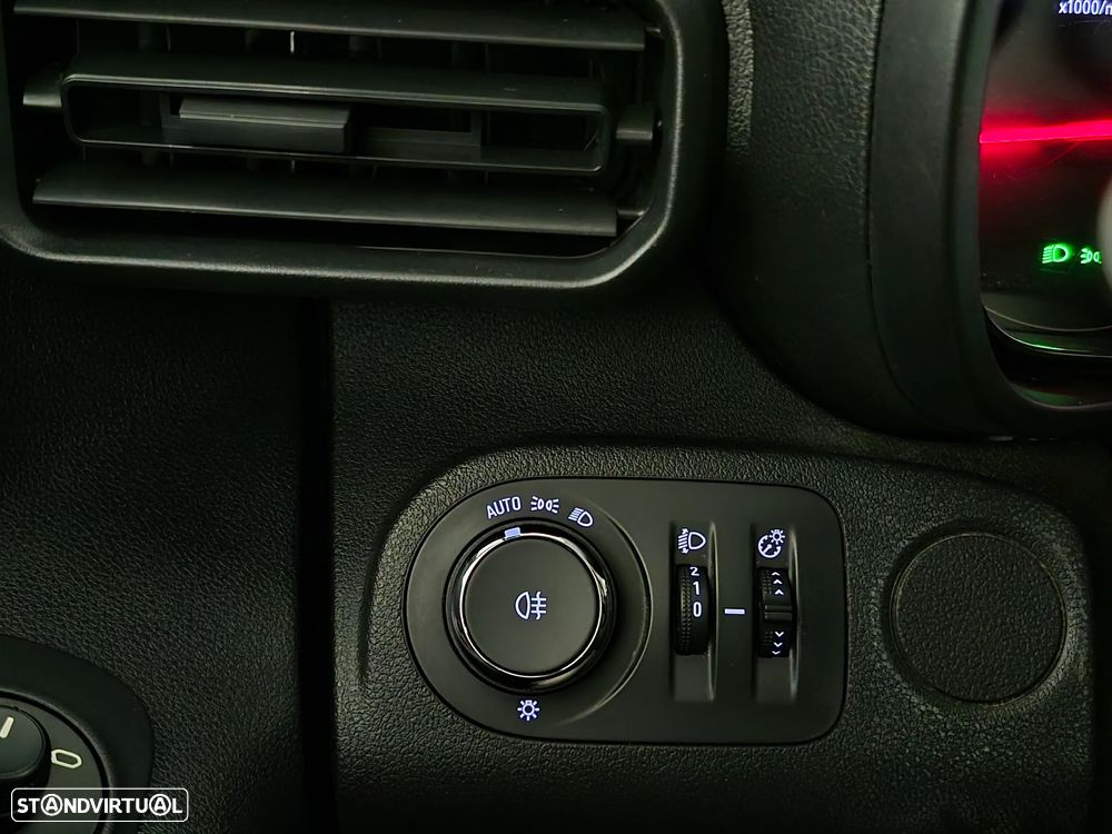 Opel Combo LONGA - 2022 | GARANTIA | 3 LUG. - 130.000KMS - 16