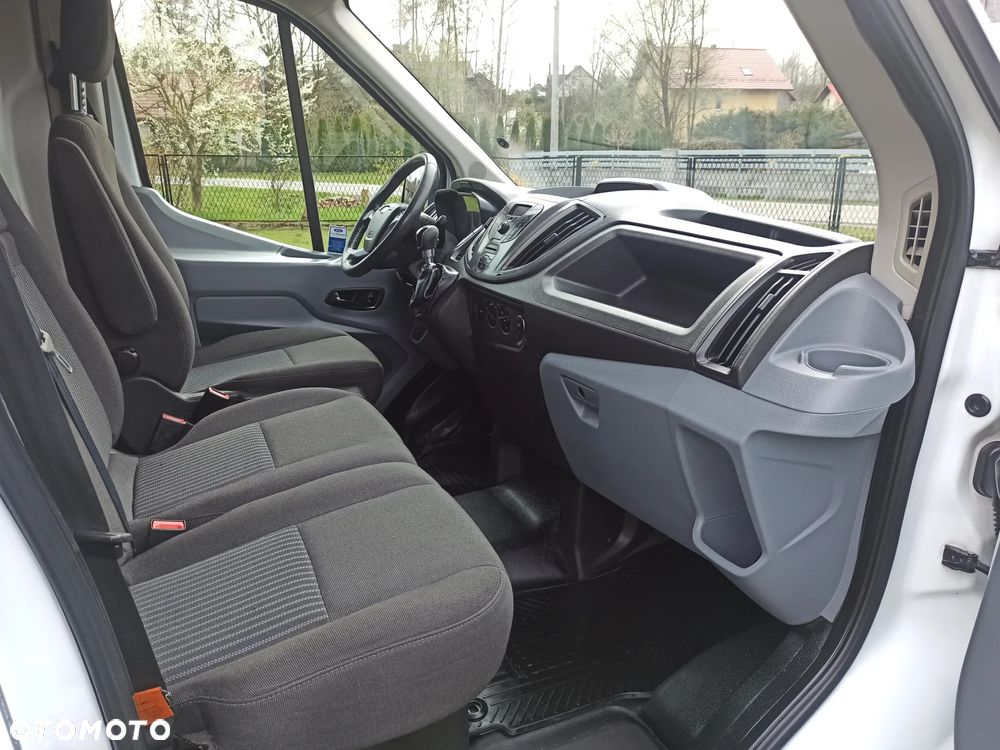 Ford Transit - 17