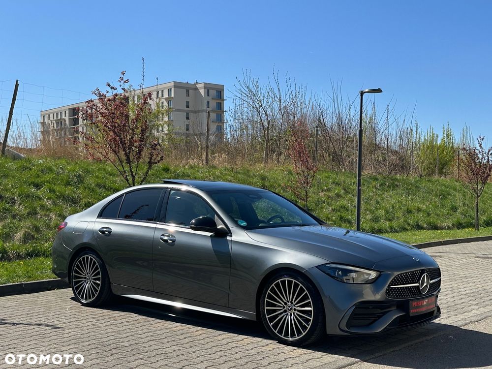 Mercedes-Benz Klasa C 180 9G-TRONIC Edition AMG Line - 12