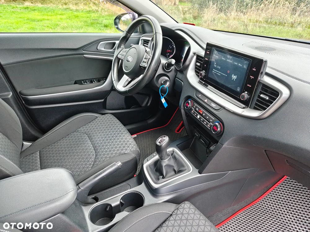 Kia XCeed 1.4 T-GDI M - 11