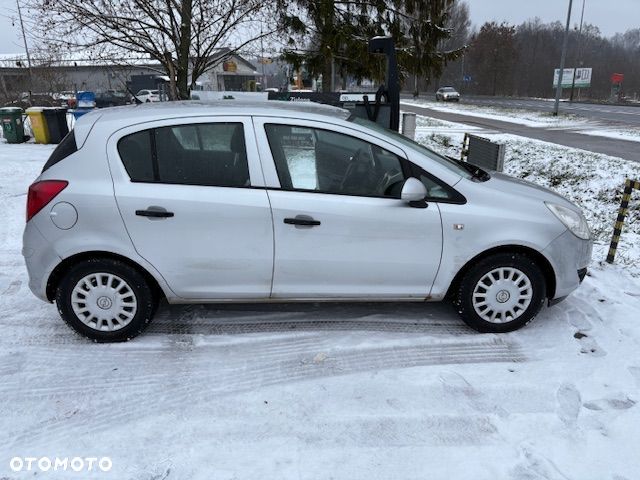 Opel Corsa 1.0 12V Essentia - 5