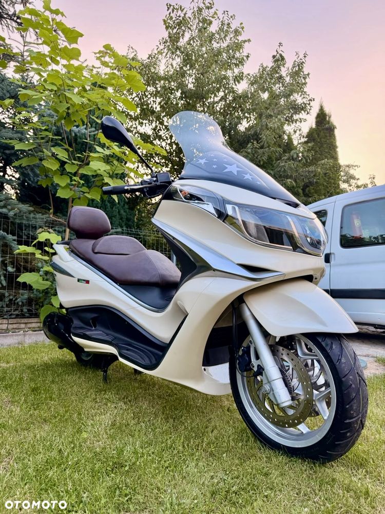 Piaggio X10 - 5