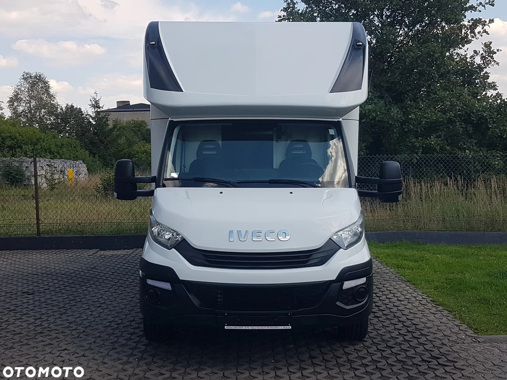 Iveco DAILY KONTENER NISKOPODŁOGOWY 4,31x2,24x2,43 FOODTRUCK SKLEP KAMPER KLIMA BAR KONIOWÓZ - 15