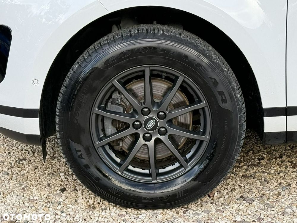 Land Rover Range Rover Evoque 2.0 P200 mHEV S - 9