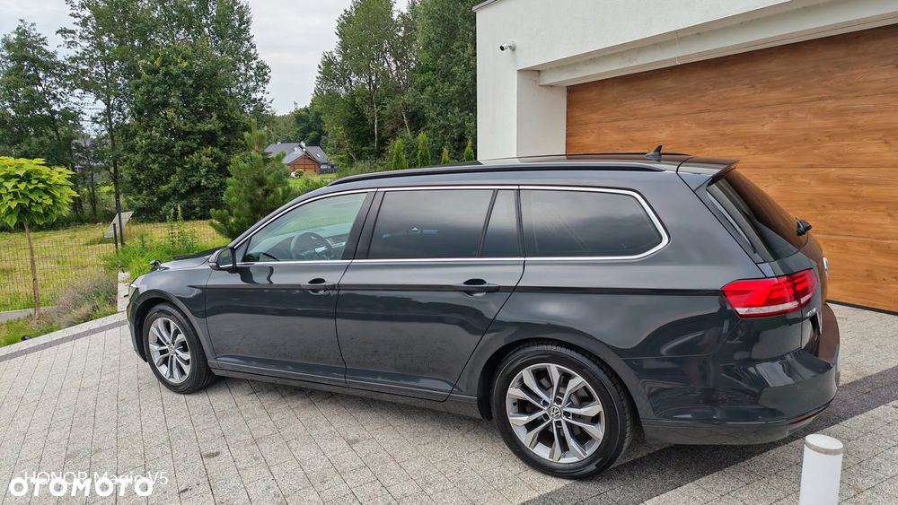 Volkswagen Passat 2.0 TDI (BlueMotion Technology) DSG Highline - 11