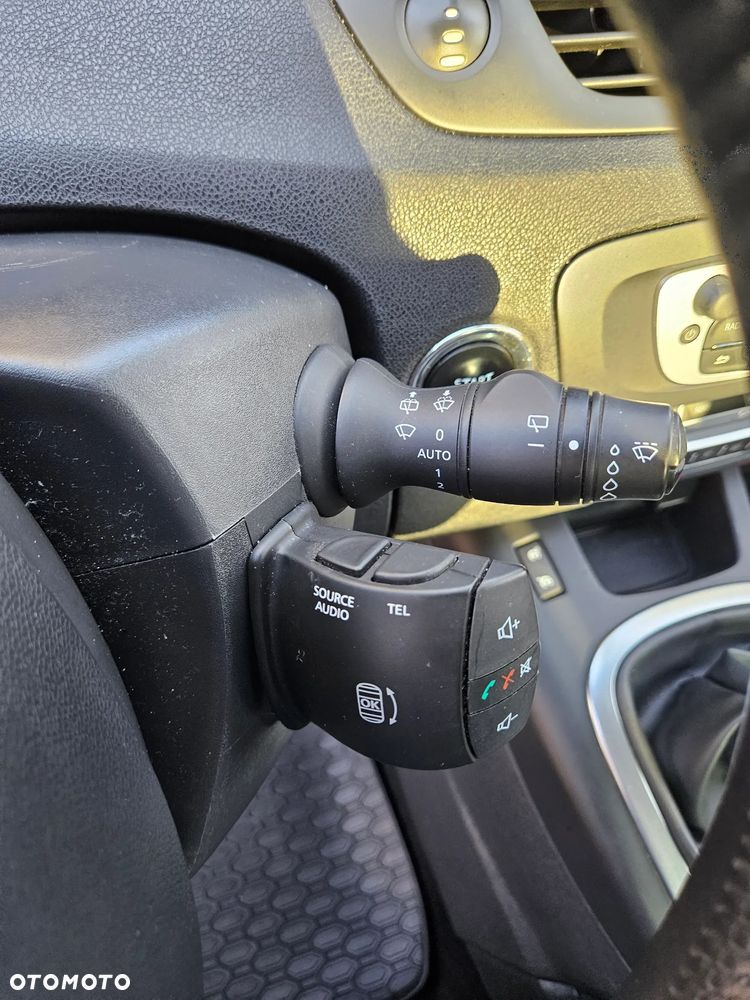 Renault Scenic 1.5 dCi Limited - 28