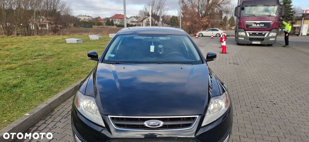 Ford Mondeo 1.6 TDCi Ambiente - 3