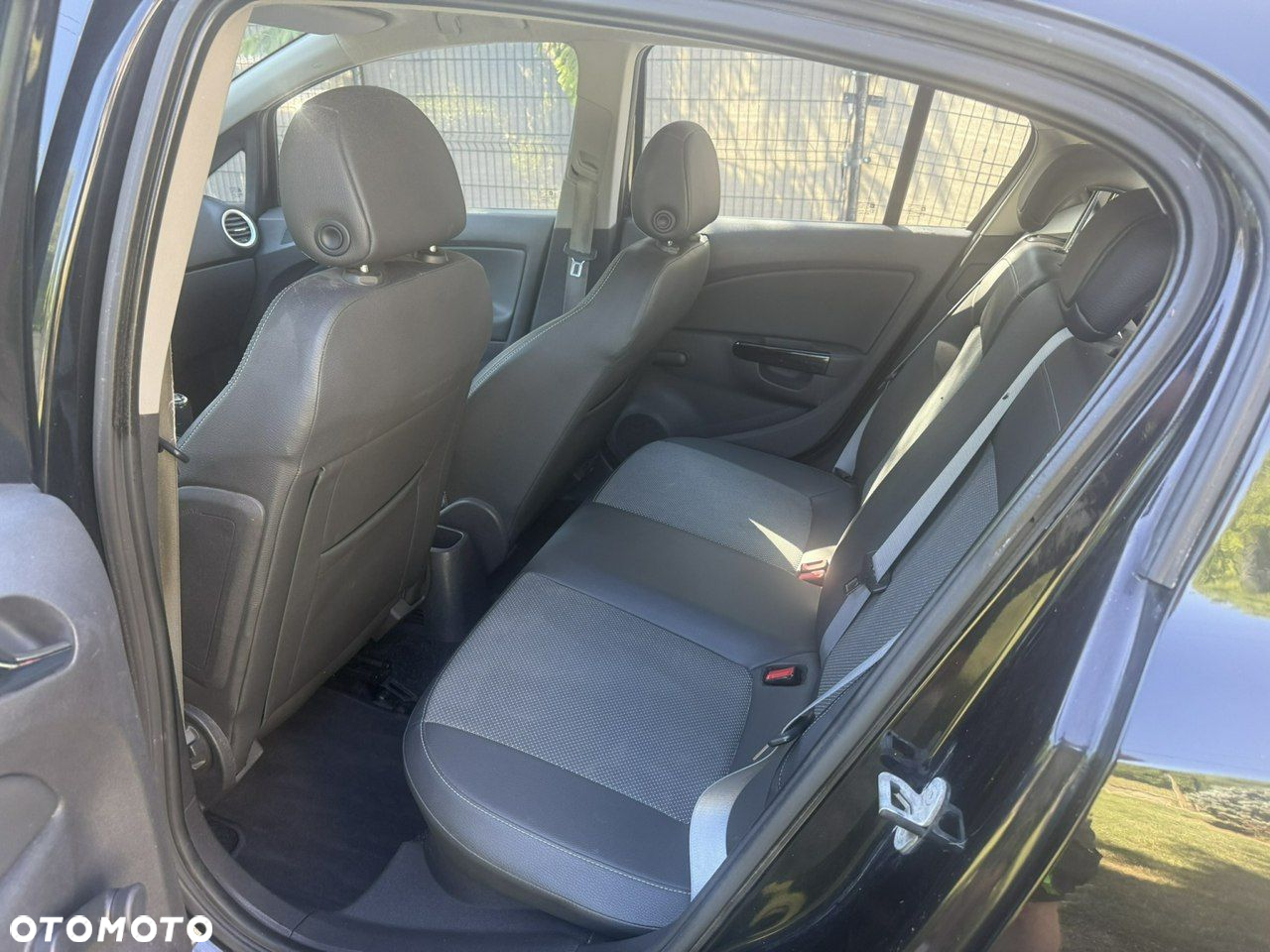Opel Corsa - 7