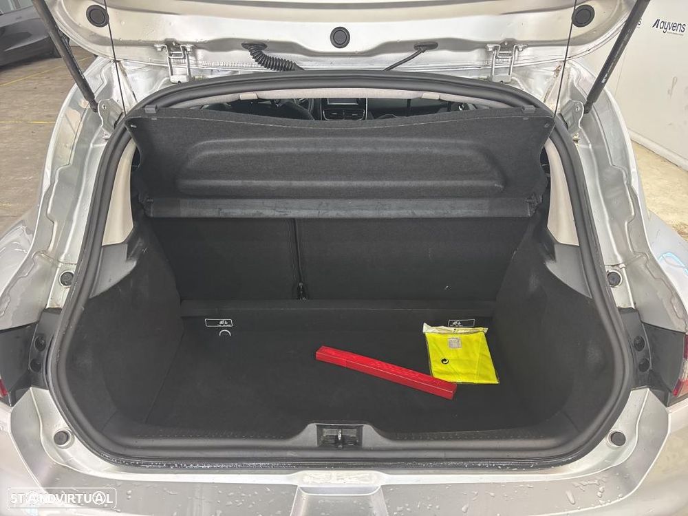 Renault Clio 1.5 dCi Limited - 10