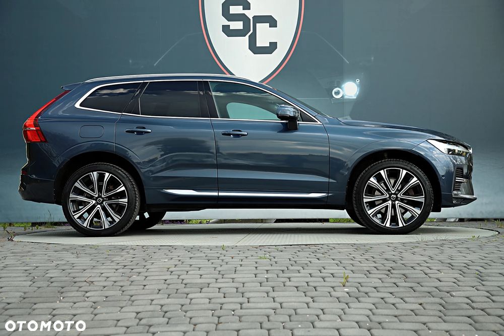 Volvo XC 60 B6 B AWD Ultimate Bright - 10