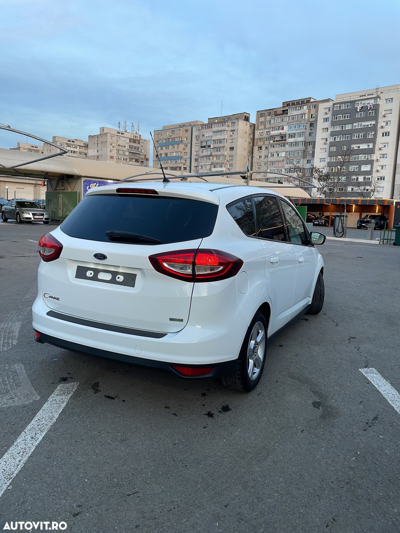 Ford C-Max 1.0 EcoBoost Start-Stopp-System Trend - 31