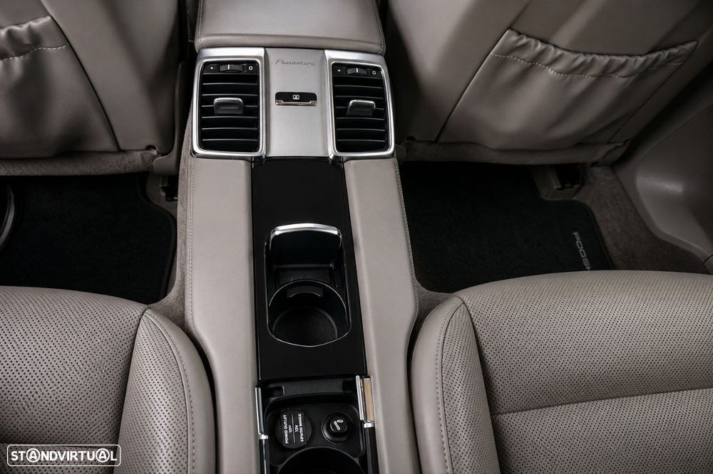 Porsche Panamera S Hybrid - 23