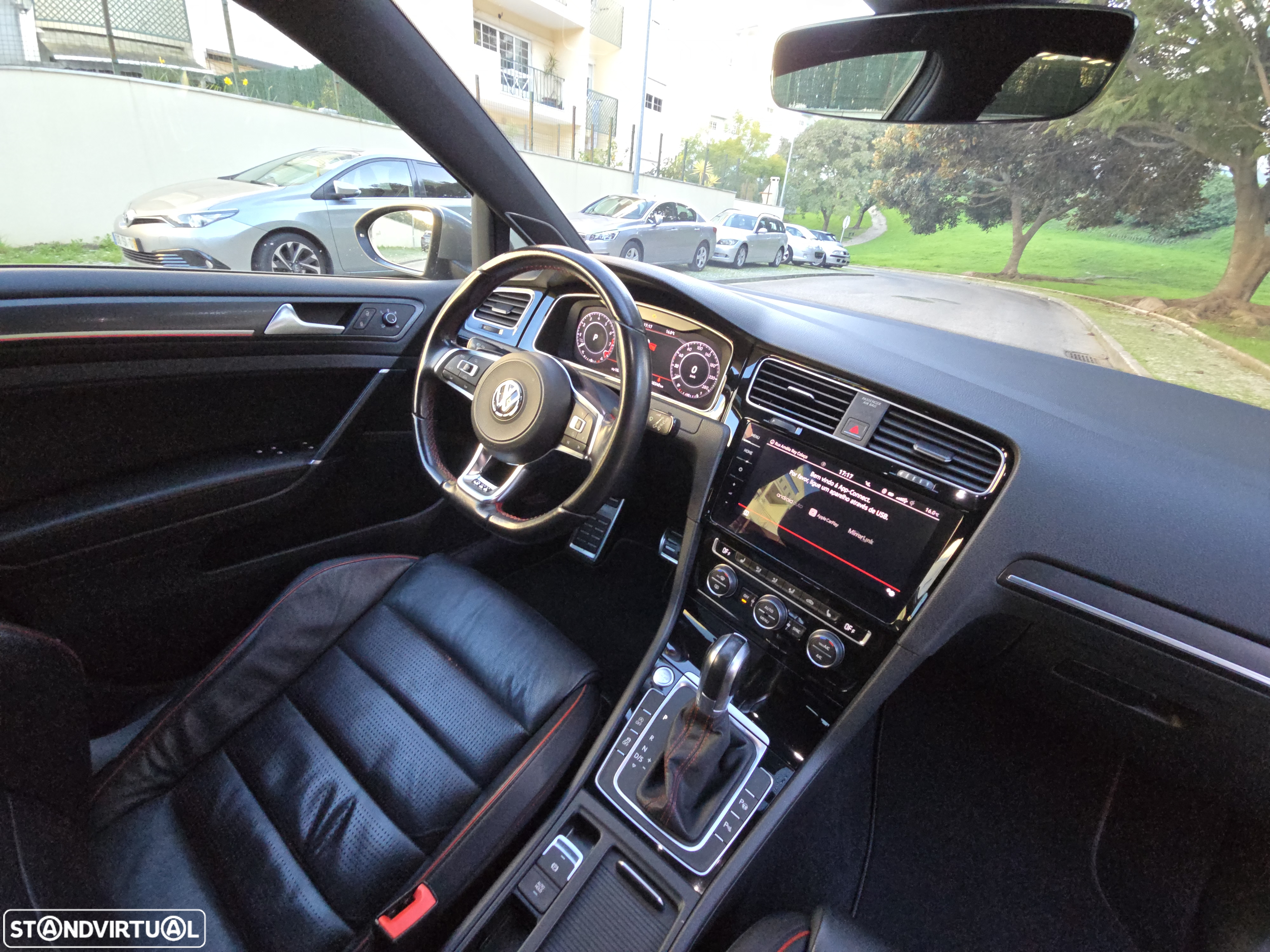 VW Golf 2.0 TSI GTI DSG Performance - 16