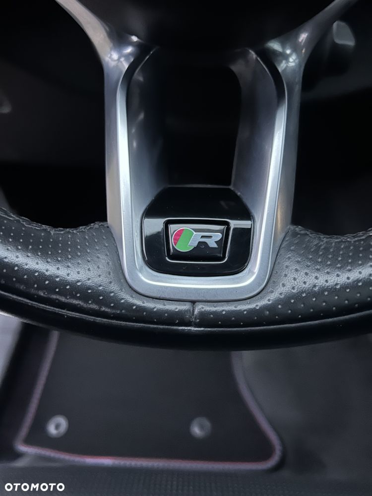 Jaguar F-Pace P250 AWD R-Dynamic Black - 16