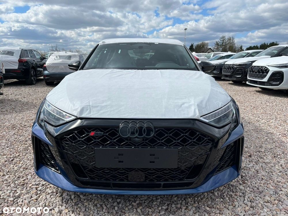 Audi RS3 Limousine - 9