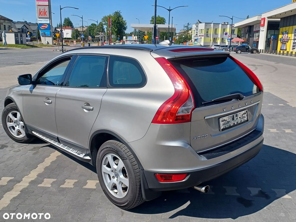 Volvo XC 60 D3 Momentum - 5