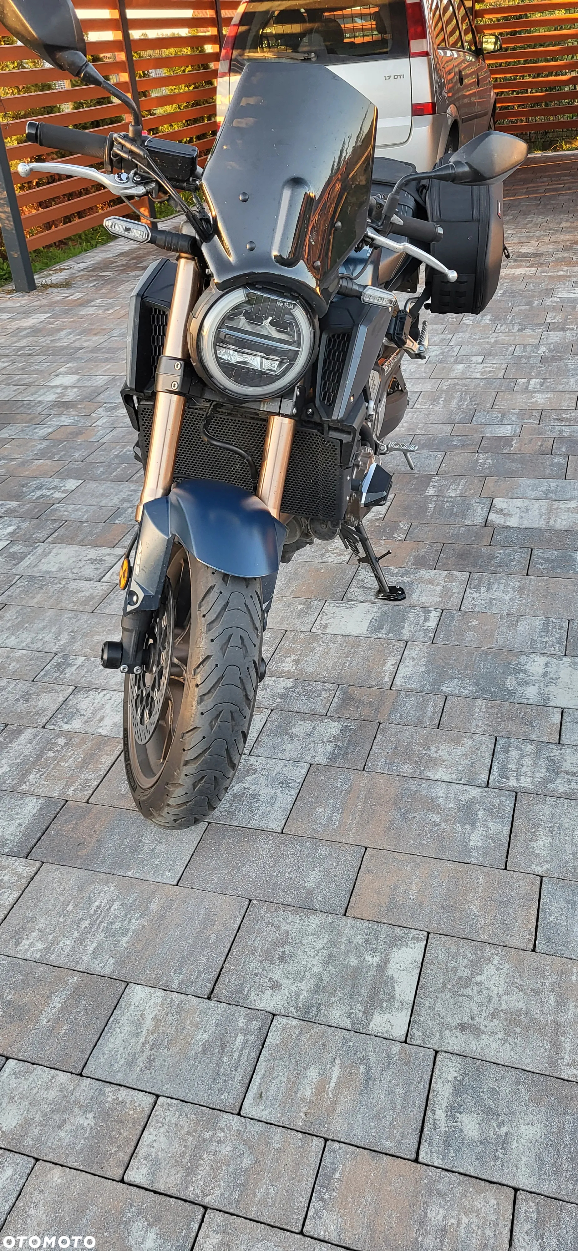 Honda CB - 6