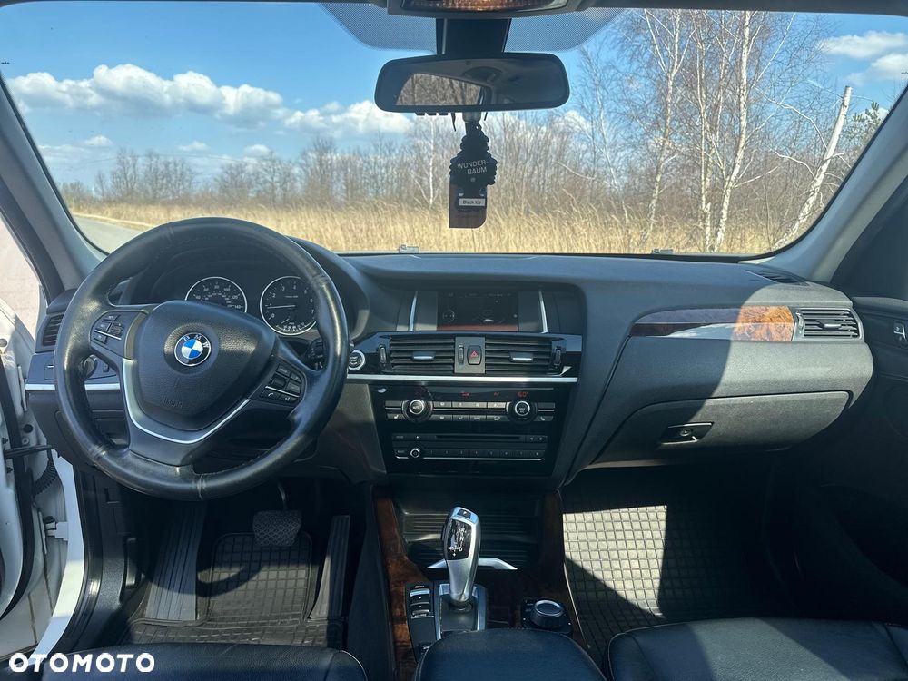 BMW X3 28i xDrive - 22