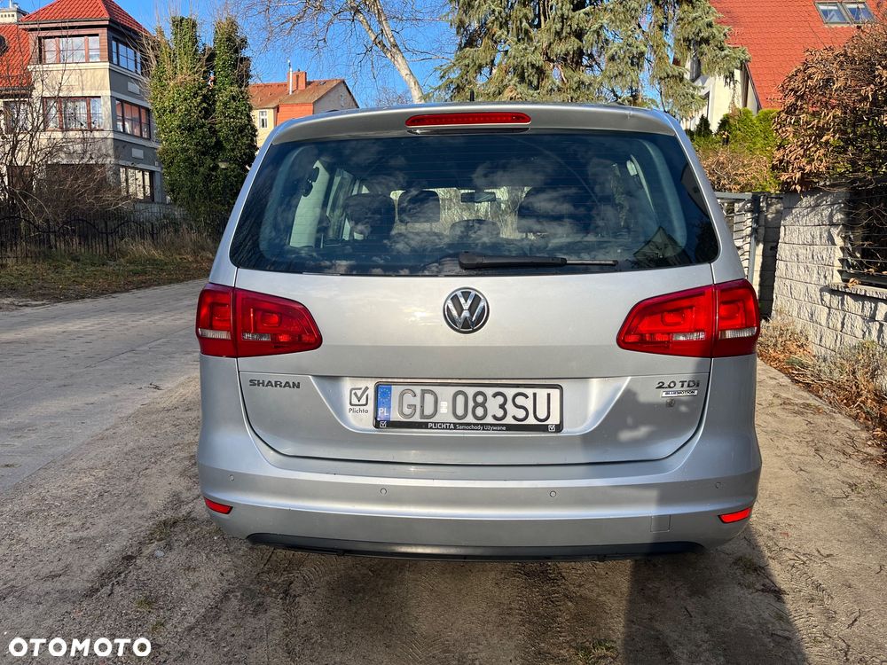 Volkswagen Sharan 2.0 TDI Comfortline DSG - 4