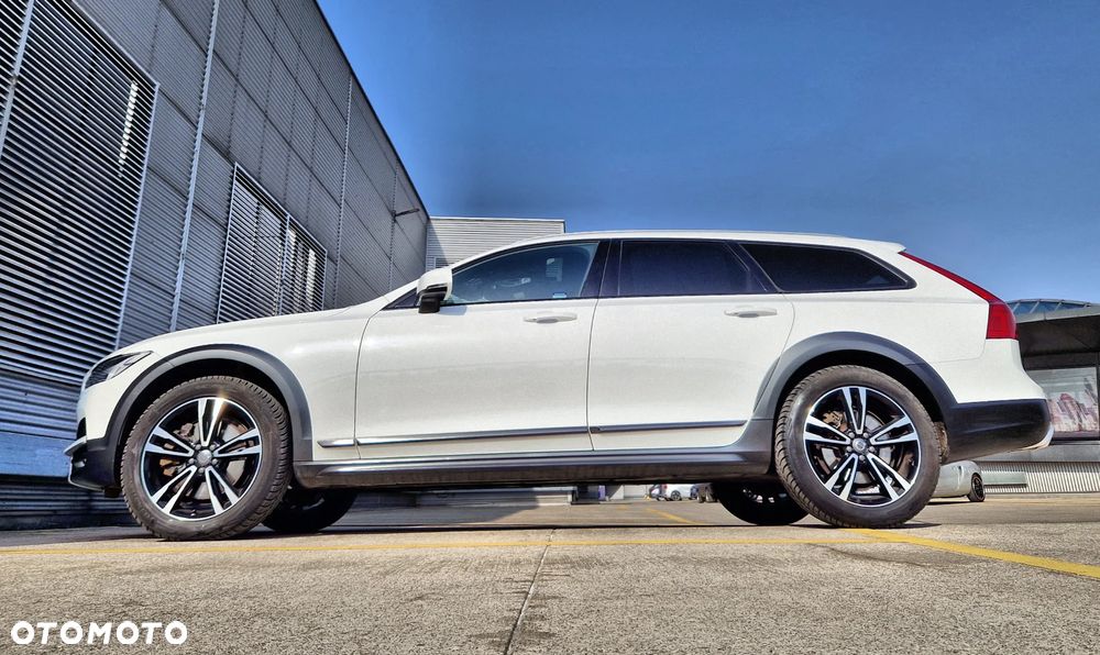 Volvo V90 Cross Country D5 SCR AWD Pro - 13