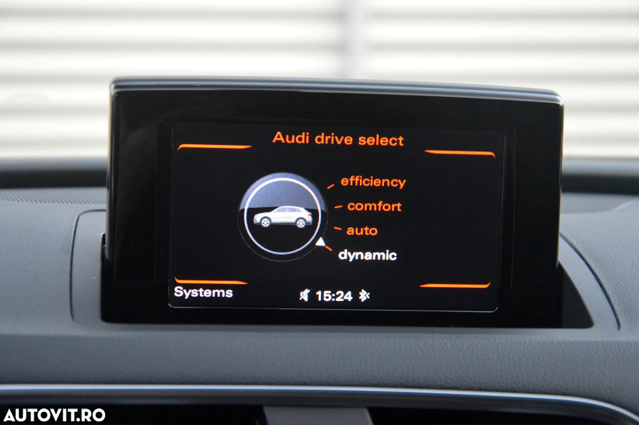 Audi Q3 1.4 TFSI Stronic - 28