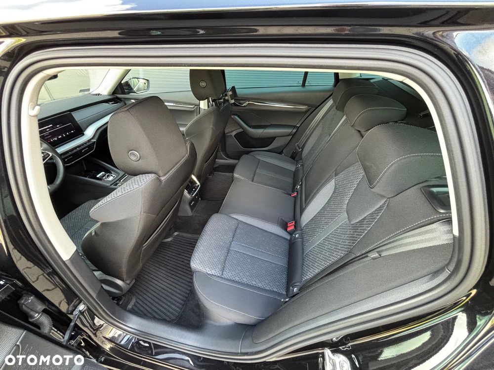Skoda Octavia 2.0 TDI 4x4 Style DSG - 21