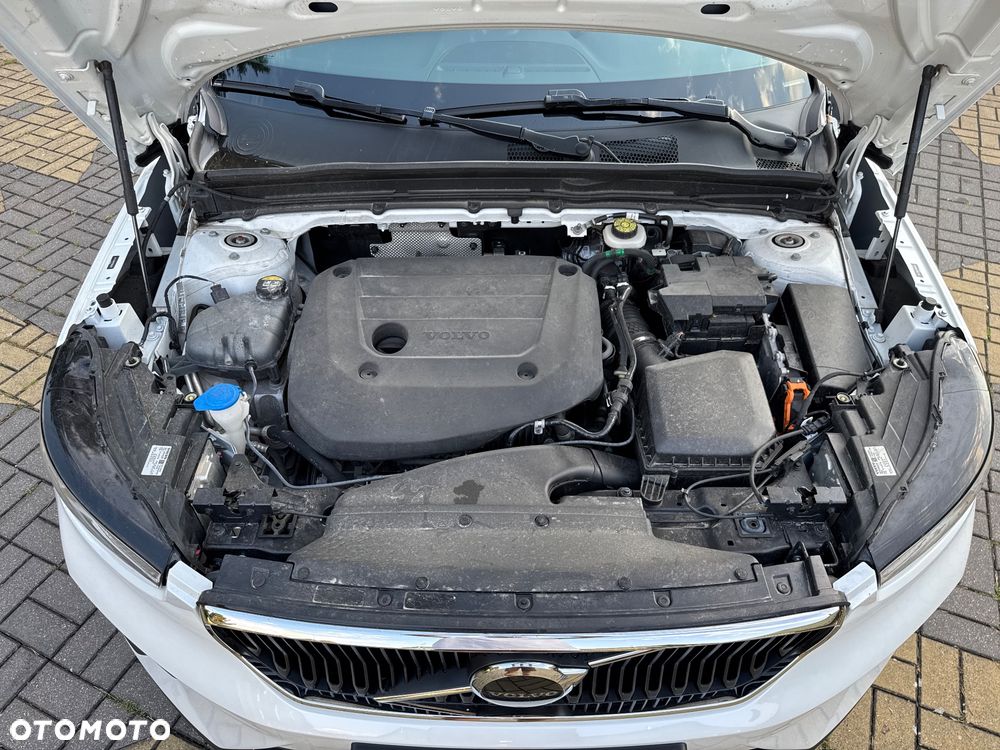 Volvo XC 40 B5 B AWD Ultimate Bright - 23