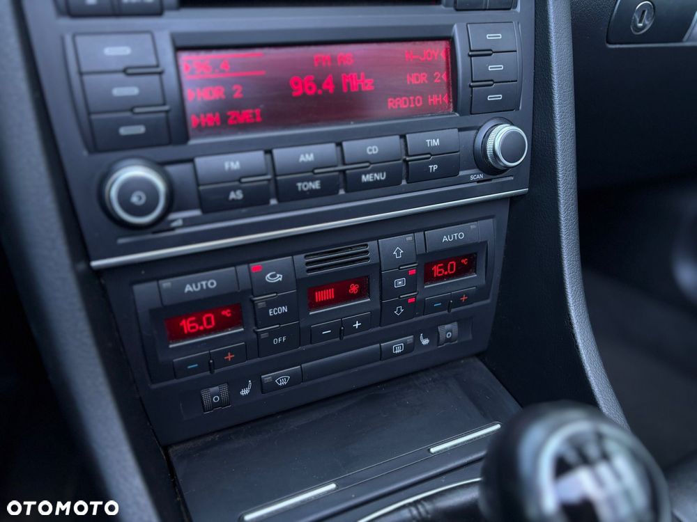 Audi A4 Cabrio 1.8T - 23