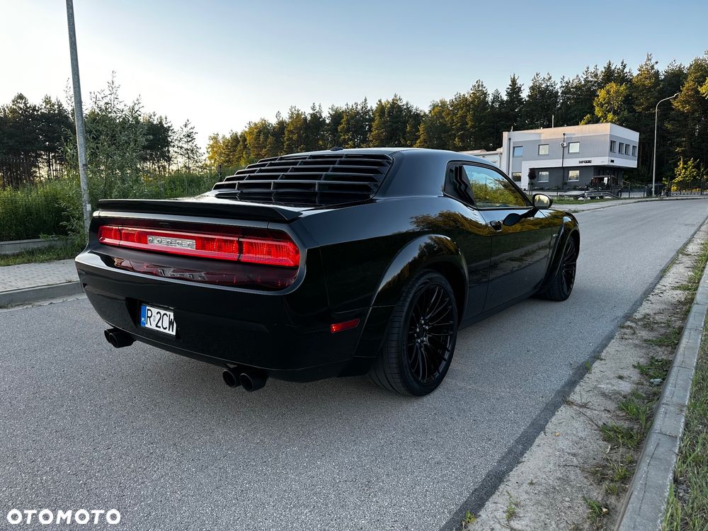 Dodge Challenger 5.7 R/T - 9