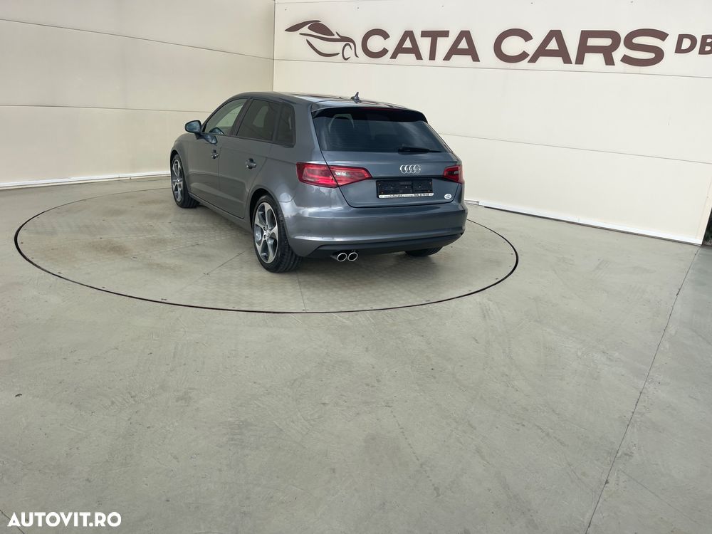 Audi A3 2.0 TDI Sportback Ambiente - 10