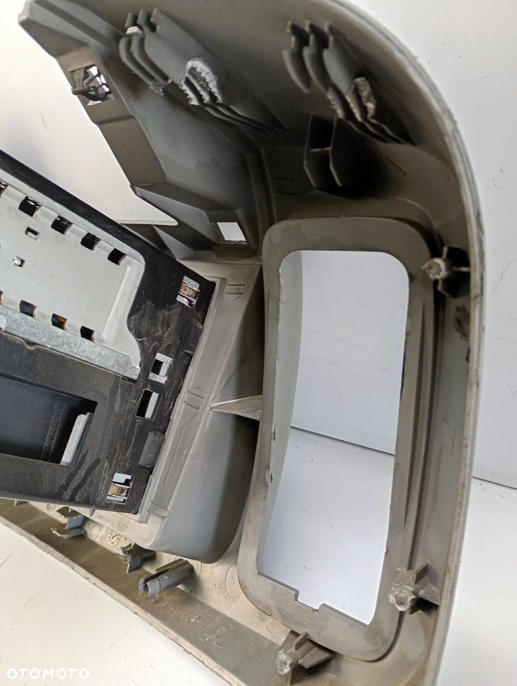 radio grundig ramka obudowa konsoli opel vivaro A - 12