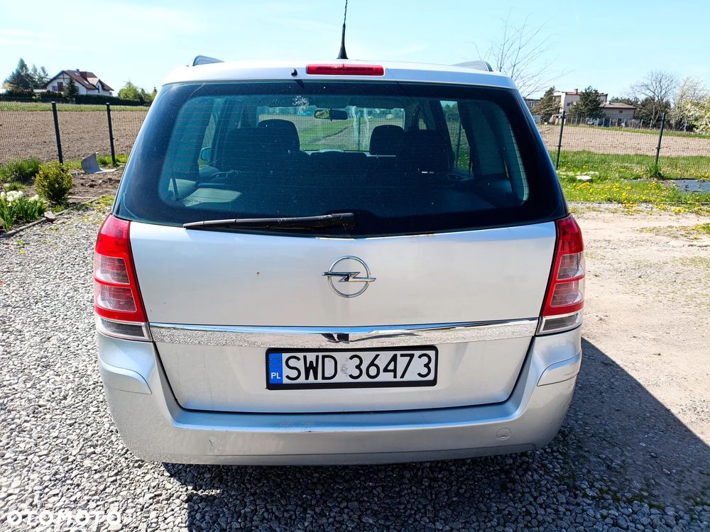 Opel Zafira - 3