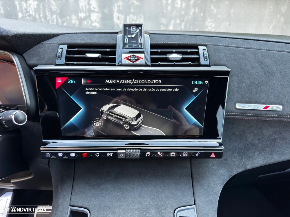 DS DS7 Crossback E-Tense Performance Line EAT8 - 32