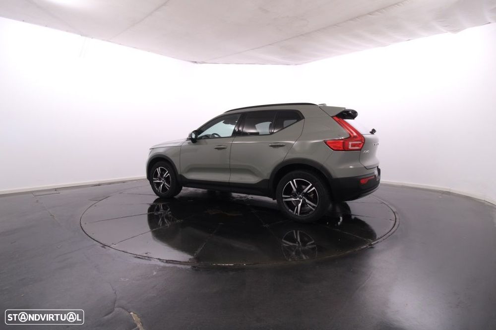 Volvo Xc 40 2025 photo 4