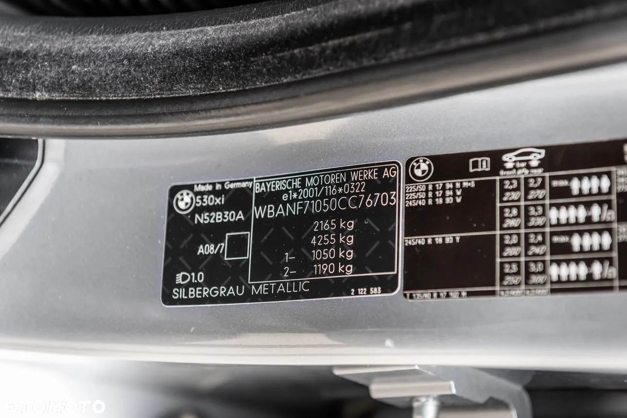 BMW Seria 5 - 32