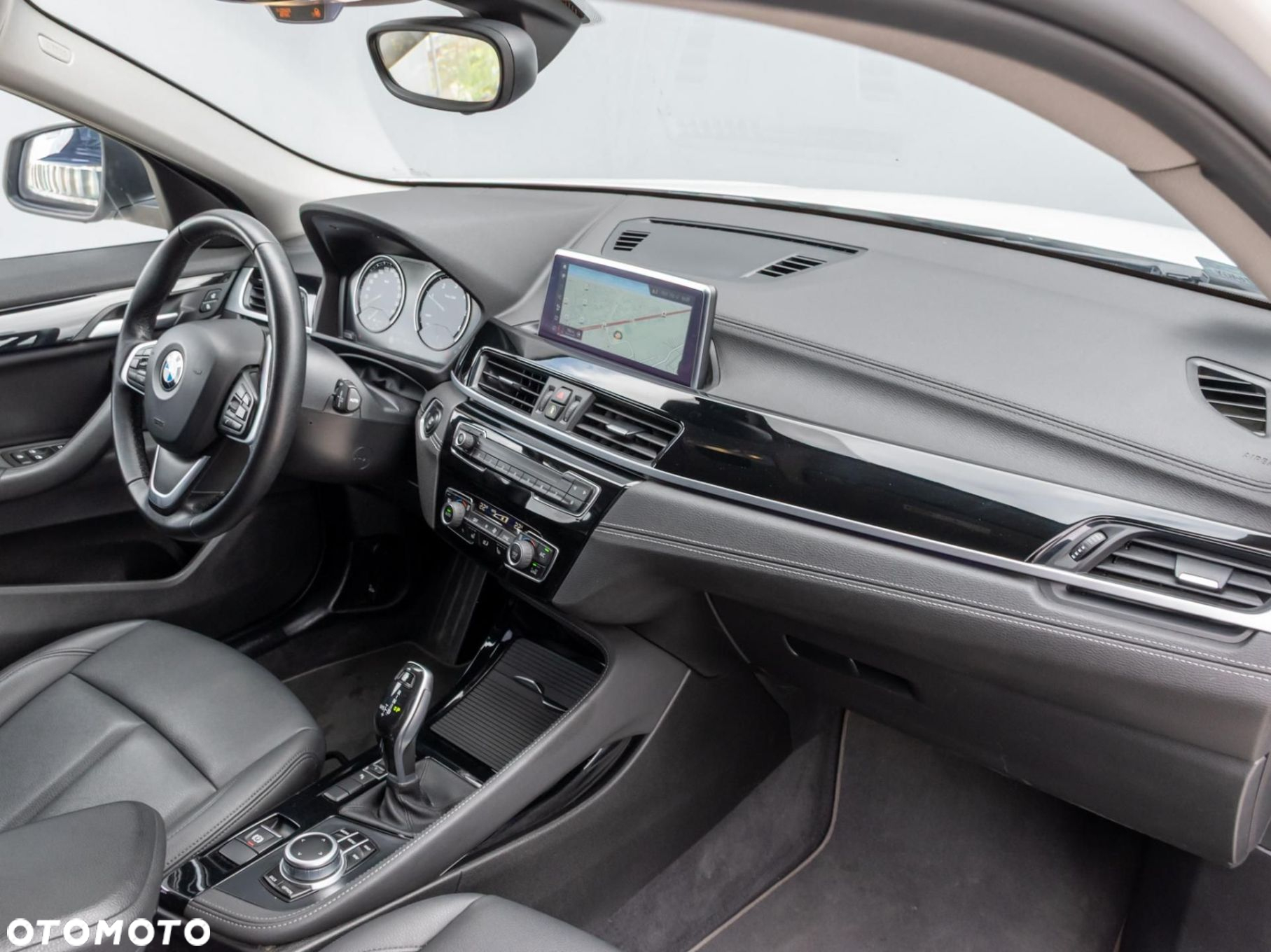 BMW X2 - 11