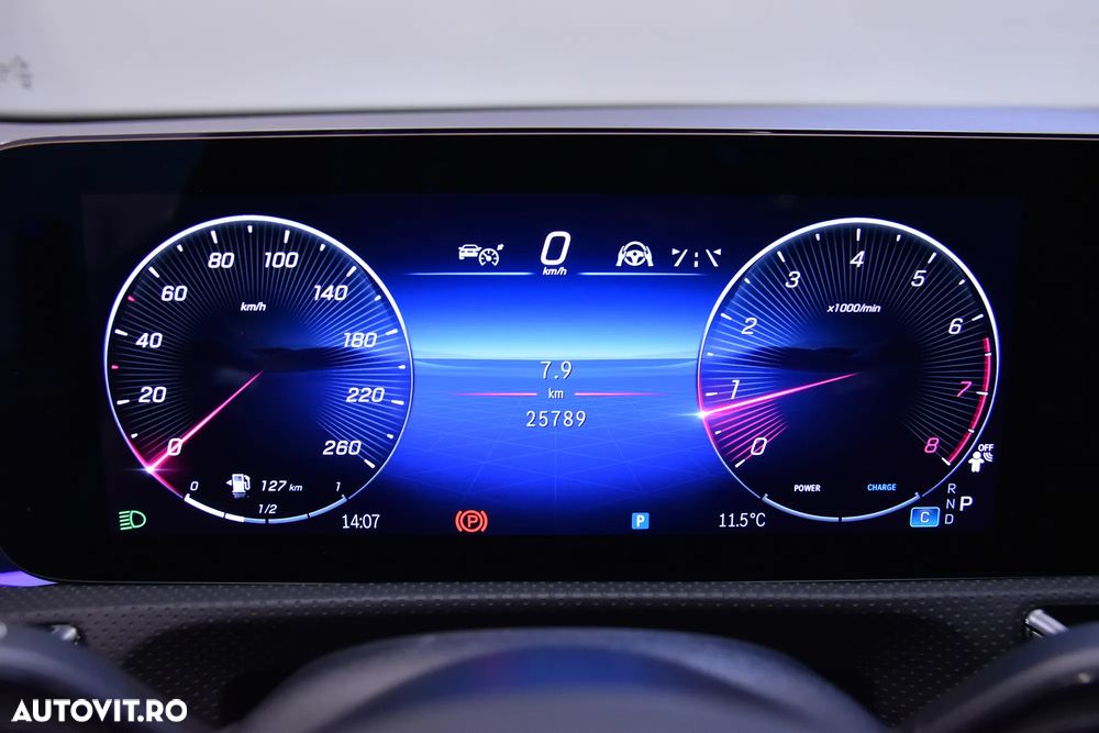 Mercedes-Benz A 220 4MATIC MHEV 8G-DCT - 10