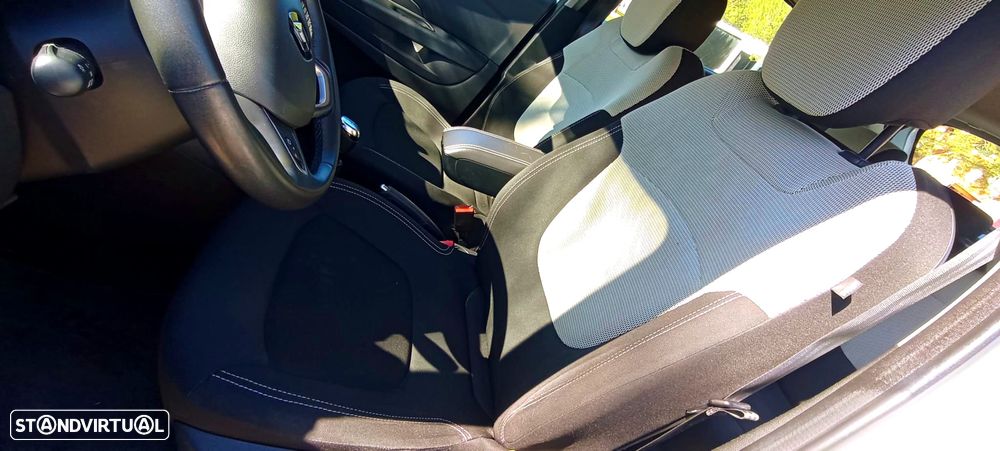 Renault Captur 0.9 TCE Zen - 14