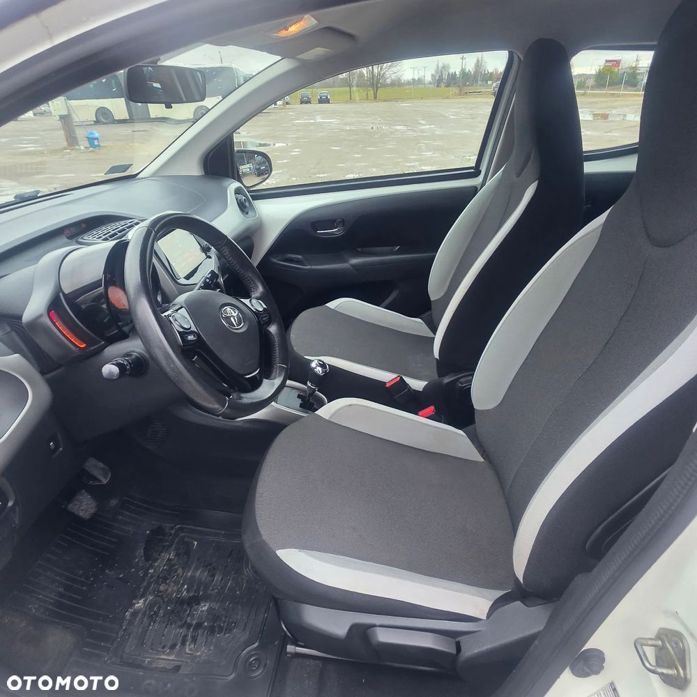 Toyota Aygo - 5