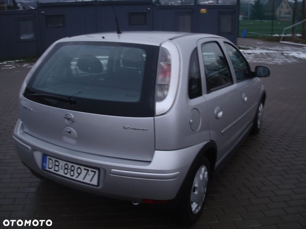 Opel Corsa 1.2 16V NJoy - 30