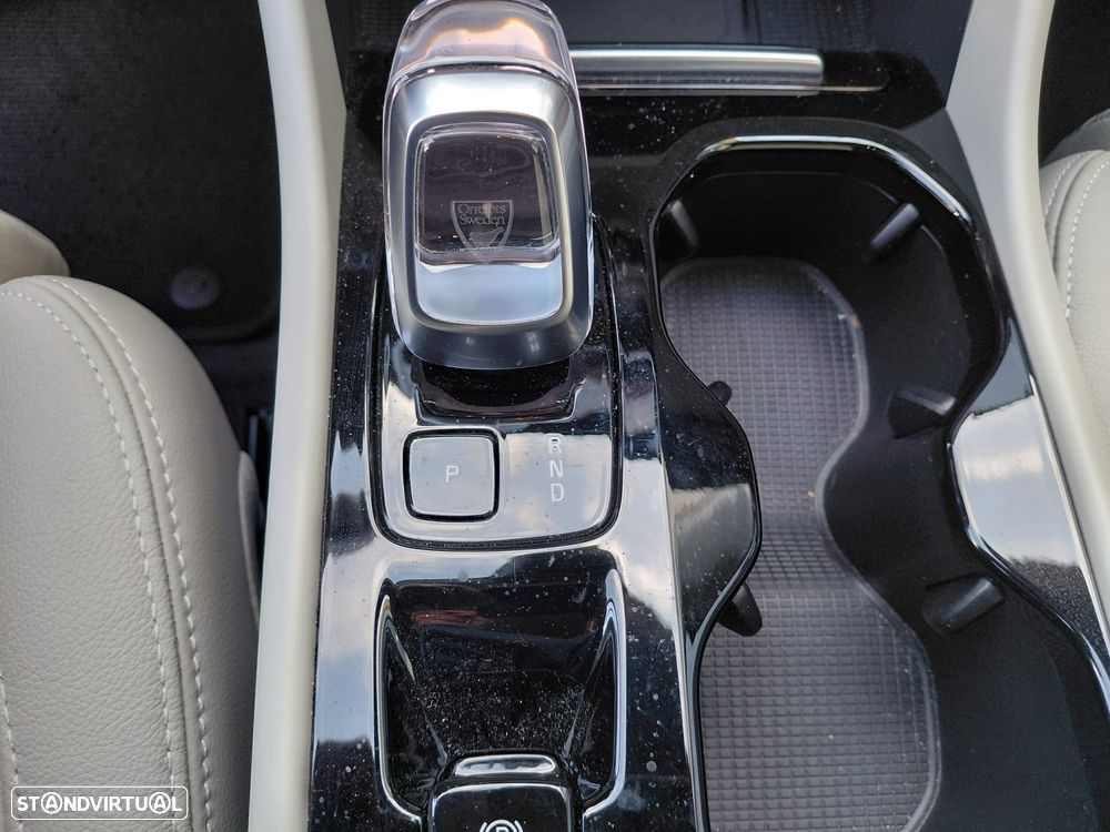 Volvo XC 40 1.5 T2 Plus Dark Auto - 21