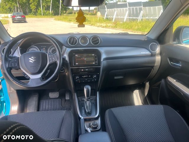 Suzuki Vitara 1.5 Strong Hybrid Elegance Sun 4WD AGS - 9