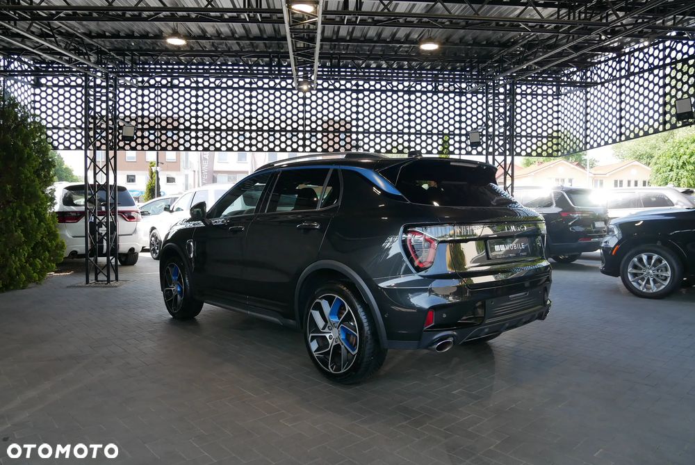 Lynk & Co 01 - 4