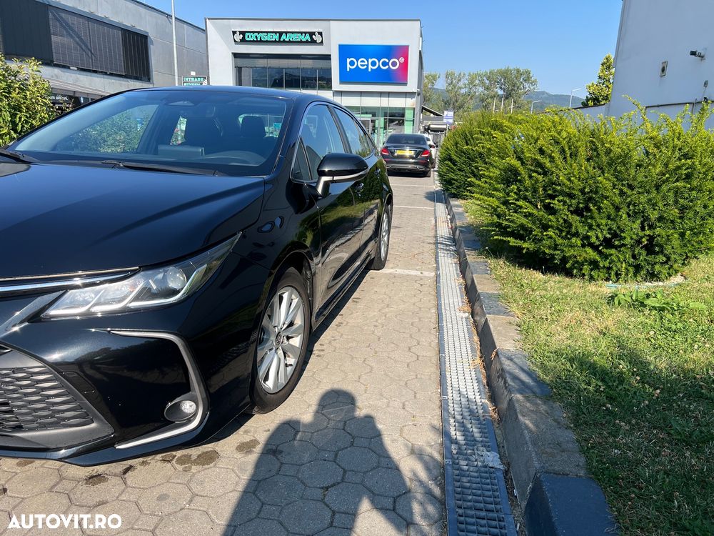 Toyota Corolla 1.8 HSD Business - 2