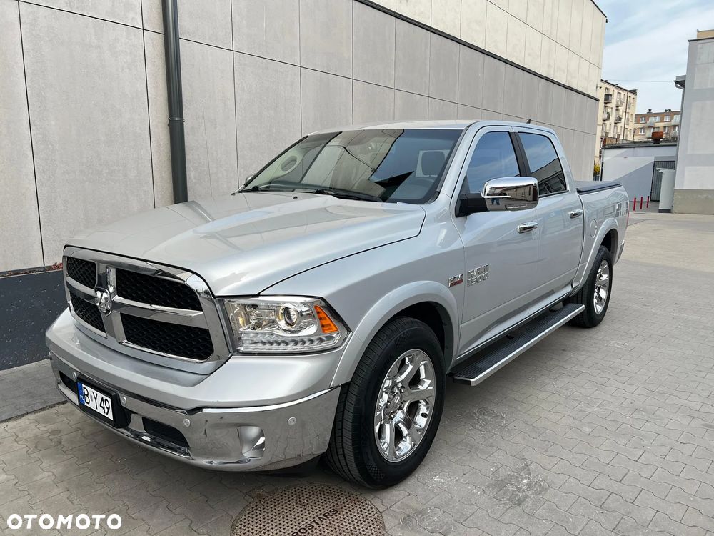 RAM 1500 Crew Cab Laramie - 2