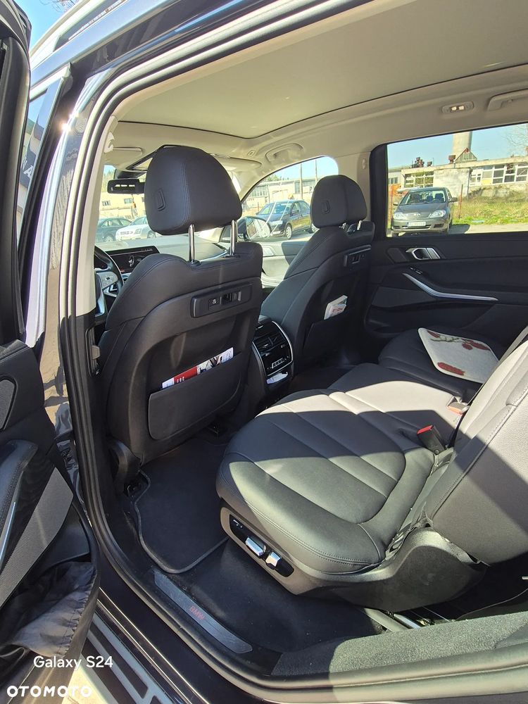 BMW X7 xDrive40i mHEV - 9