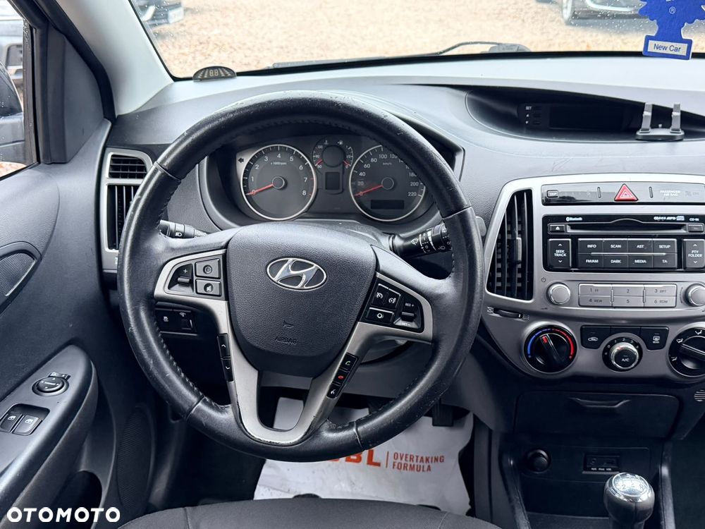 Hyundai i20 - 14