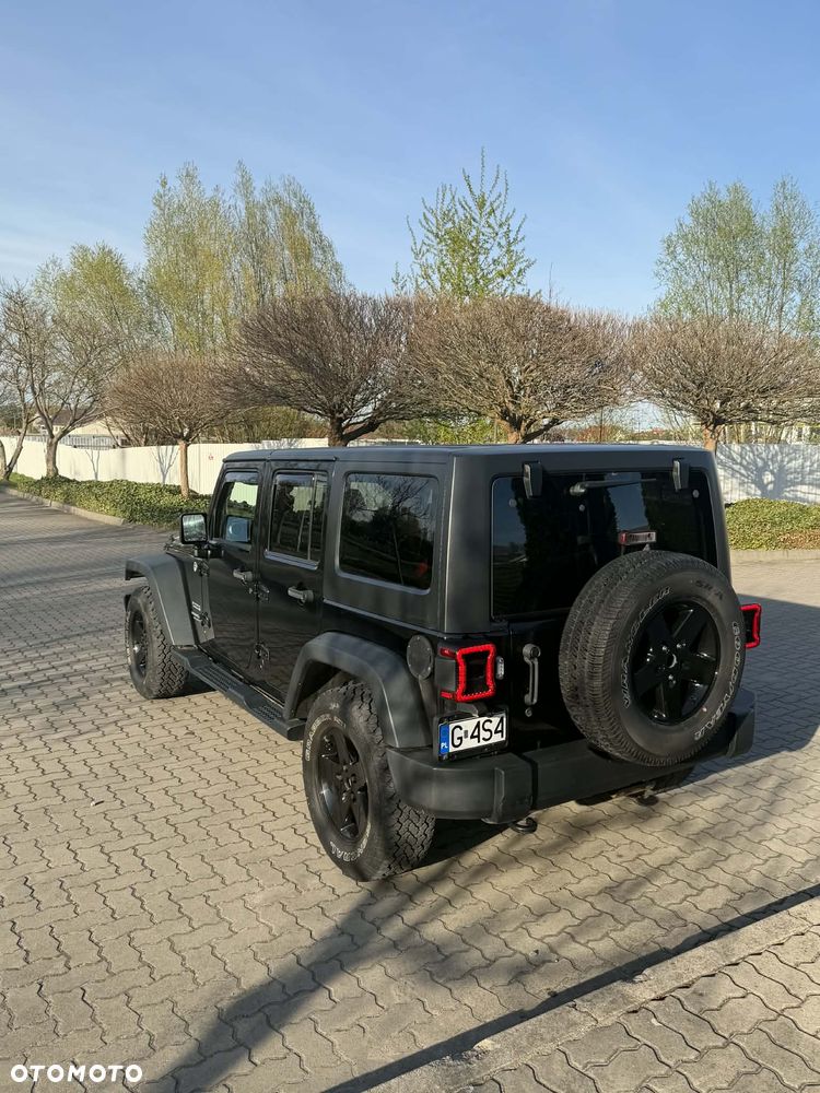 Jeep Wrangler - 12