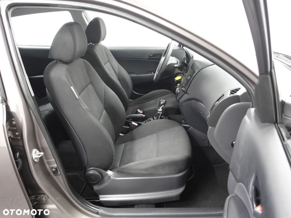 Hyundai i30 - 24