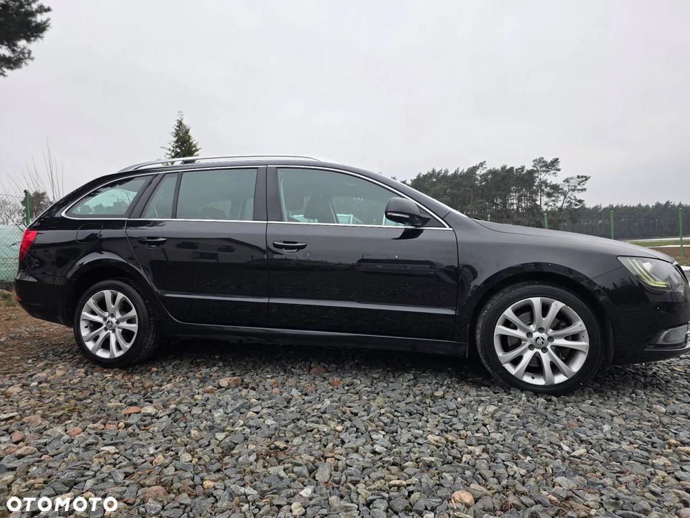 Skoda Superb 2.0 TDI Ambition Outdoor DSG - 12